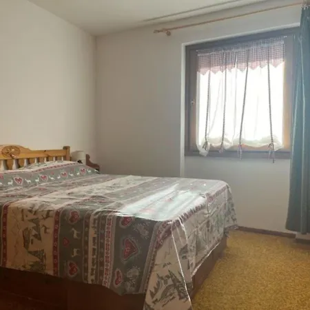 Casa Camos Cervinia Διαμέρισμα *