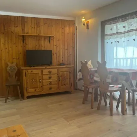 Casa Camos Cervinia Апартаменти Брей-Червінія