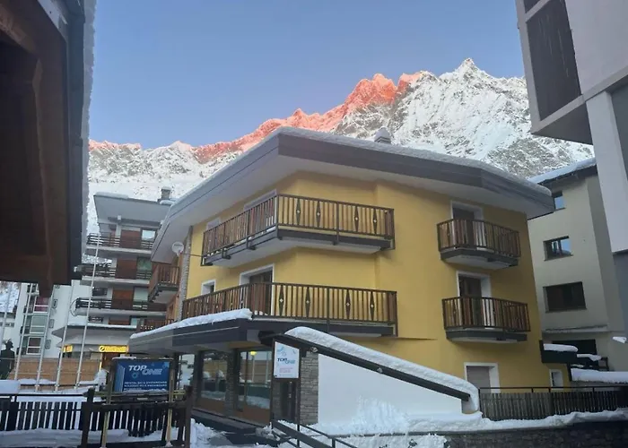 Casa Camos Cervinia Διαμέρισμα *